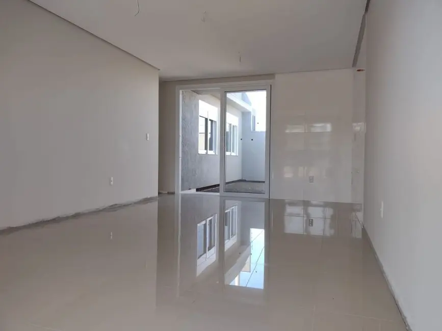 Casa com 3 quartos à venda, 93m2 em Igara, Canoas - RS - imagem 5 Foto 5 de Casa com 3 quartos à venda, 93m2 em Igara, Canoas - RS