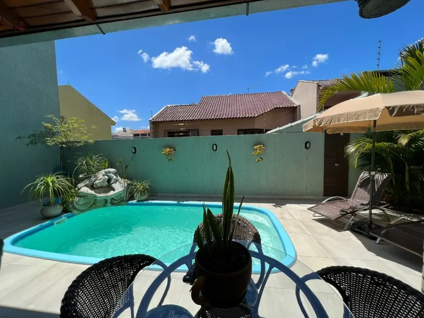 Casa com 3 quartos à venda, 210m2 em Canoas - RS - imagem 9 Foto 9 de Casa com 3 quartos à venda, 210m2 em Canoas - RS