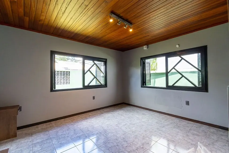 Foto 8 de Casa com 2 quartos à venda, 107m2 em São José, Canoas - RS