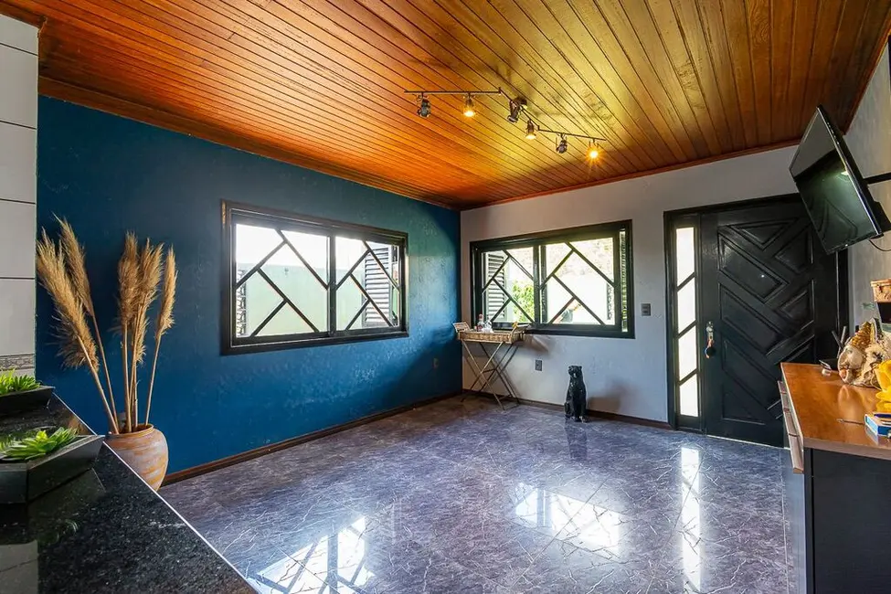 Foto 3 de Casa com 2 quartos à venda, 107m2 em São José, Canoas - RS