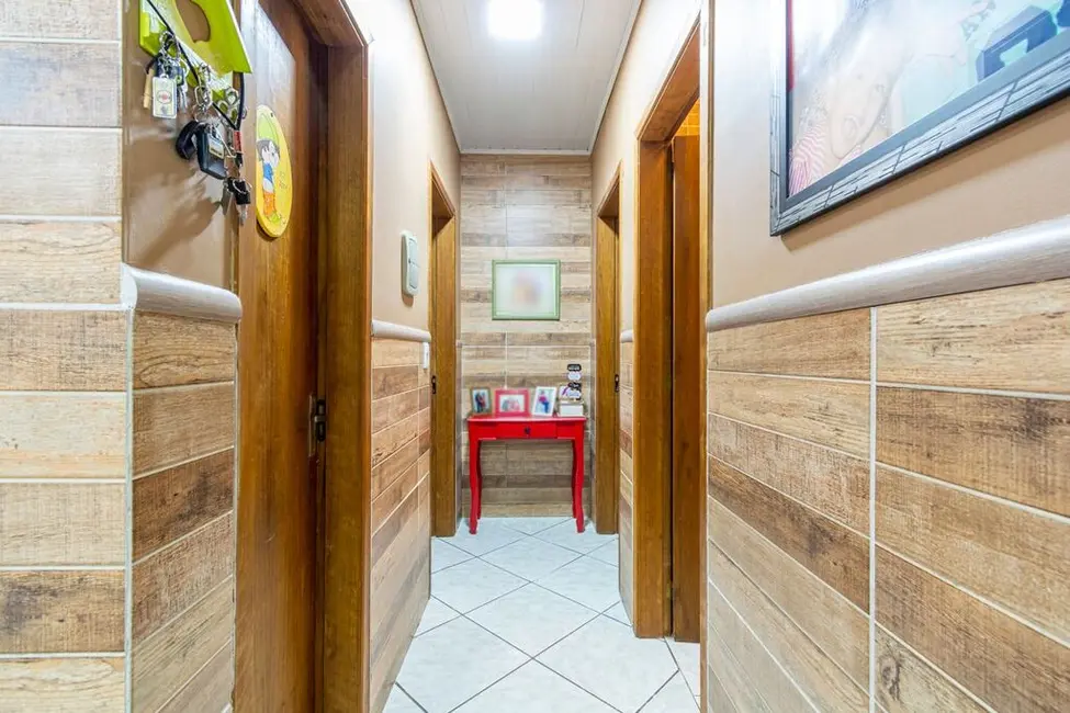 Casa com 3 quartos à venda, 62m2 em São José, Canoas - RS - imagem 4 Foto 4 de Casa com 3 quartos à venda, 62m2 em São José, Canoas - RS