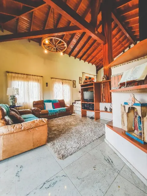 Foto 3 de Fazenda / Haras com 4 quartos à venda, 182m2 em Lomba Grande, Novo Hamburgo - RS