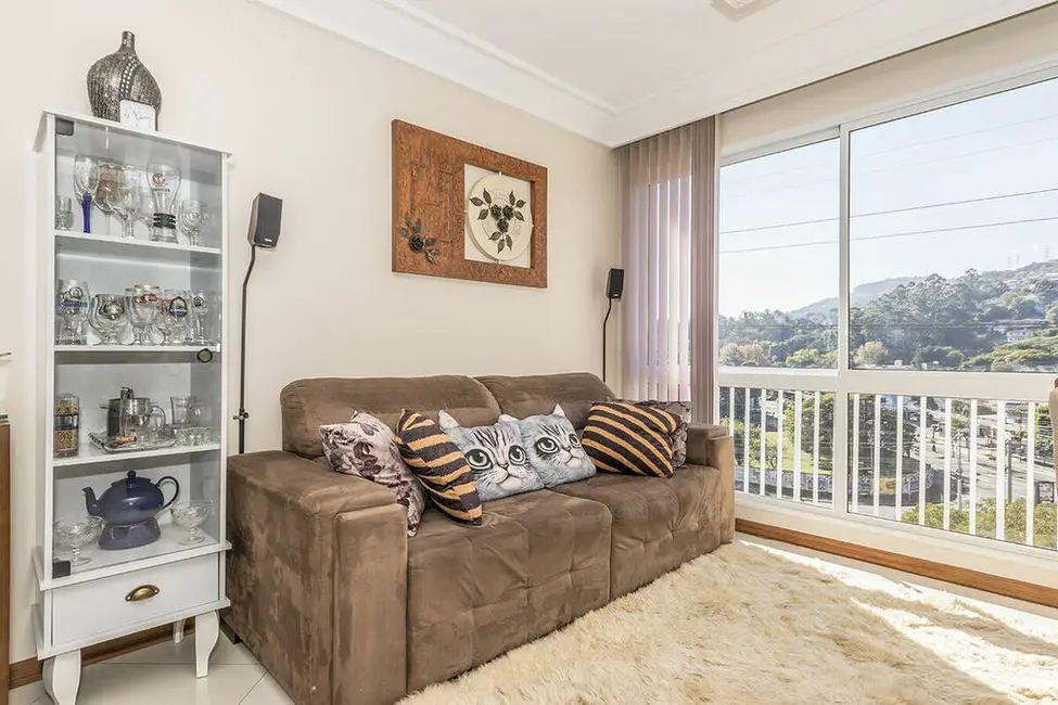 Apartamento com 3 quartos à venda, 73m2 em Partenon, Porto Alegre - RS - imagem 5 Foto 5 de Apartamento com 3 quartos à venda, 73m2 em Partenon, Porto Alegre - RS