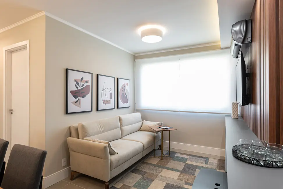 Foto 3 de Apartamento com 2 quartos à venda, 49m2 em Jardim Itu, Porto Alegre - RS