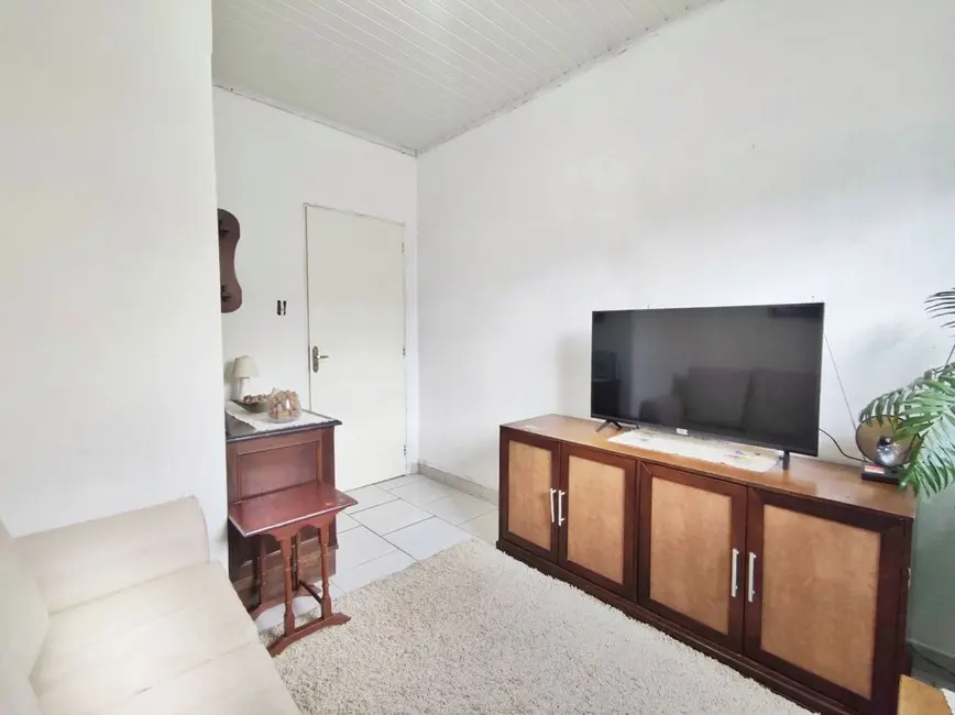 Casa com 2 quartos à venda, 121m2 em Partenon, Porto Alegre - RS - imagem 8 Foto 8 de Casa com 2 quartos à venda, 121m2 em Partenon, Porto Alegre - RS