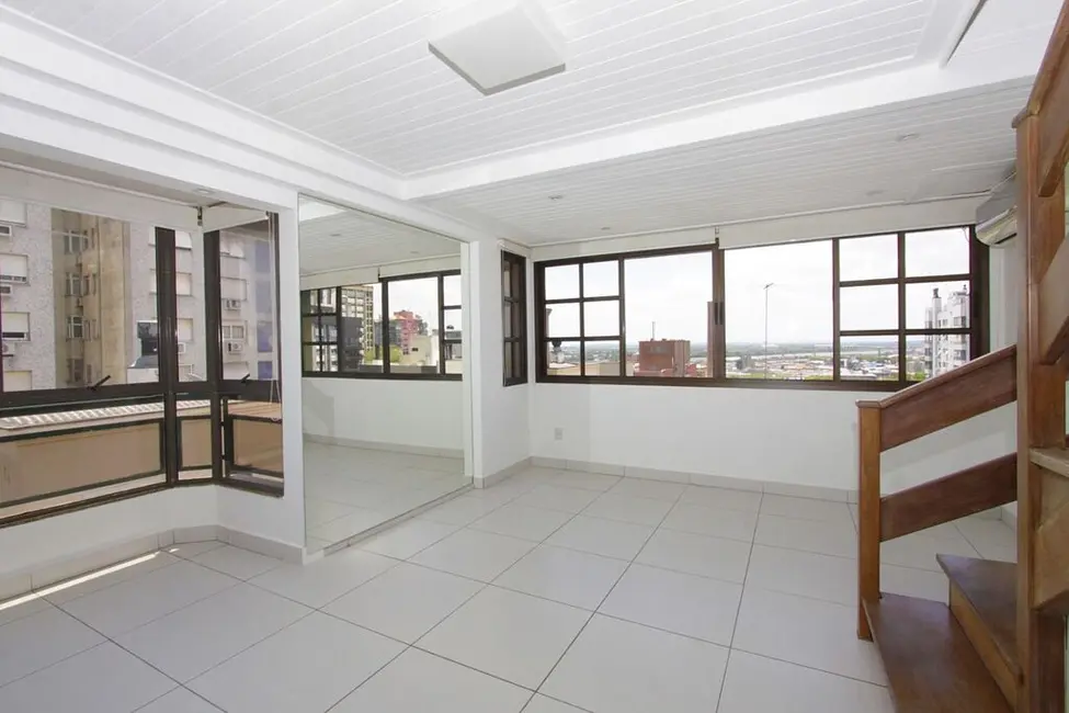 Foto 2 de Cobertura com 1 quarto à venda, 61m2 em Independência, Porto Alegre - RS