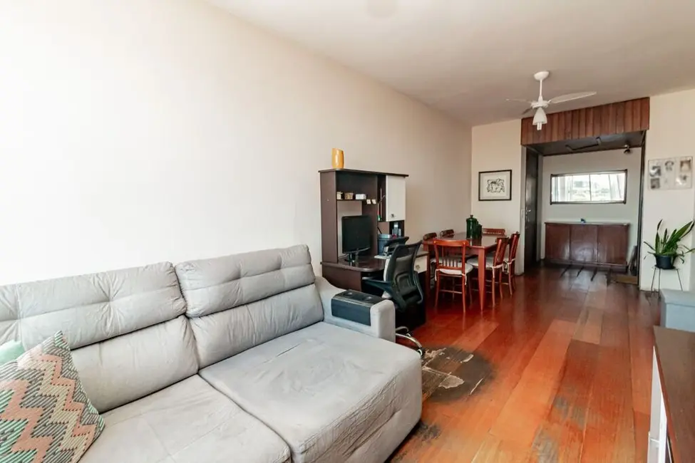 Apartamento com 2 quartos à venda, 72m2 em Medianeira, Porto Alegre - RS - imagem 7 Foto 7 de Apartamento com 2 quartos à venda, 72m2 em Medianeira, Porto Alegre - RS