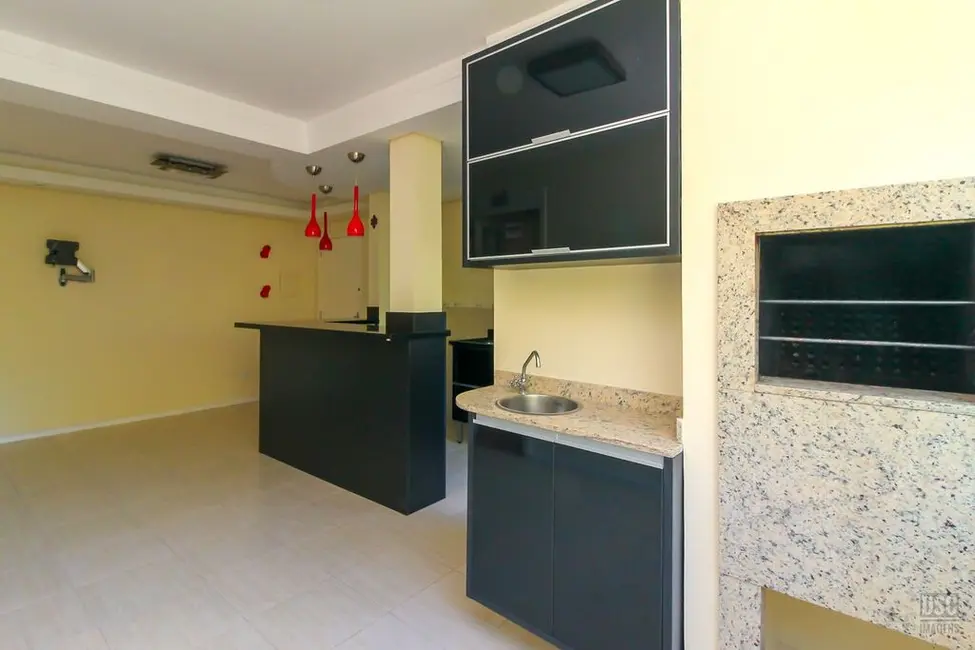 Foto 8 de Apartamento com 2 quartos à venda, 55m2 em Guarujá, Porto Alegre - RS
