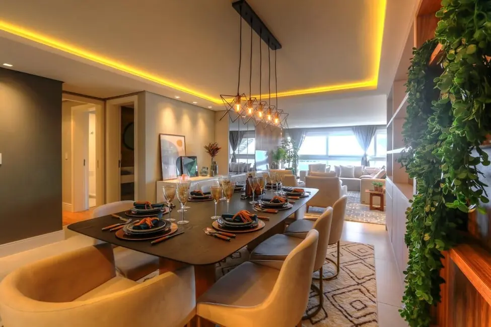 Cobertura com 3 quartos à venda, 351m2 em Vila Assunção, Porto Alegre - RS - imagem 9 Foto 9 de Cobertura com 3 quartos à venda, 351m2 em Vila Assunção, Porto Alegre - RS