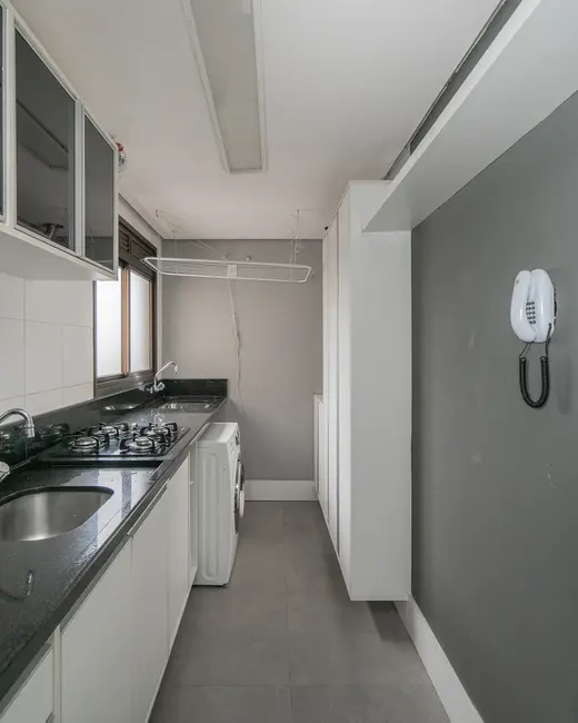 Foto 9 de Apartamento com 2 quartos à venda, 67m2 em Passo da Areia, Porto Alegre - RS