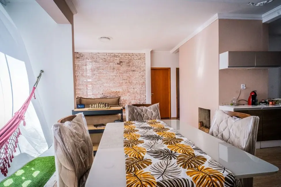 Foto 3 de Apartamento com 2 quartos à venda, 90m2 em São João, Porto Alegre - RS