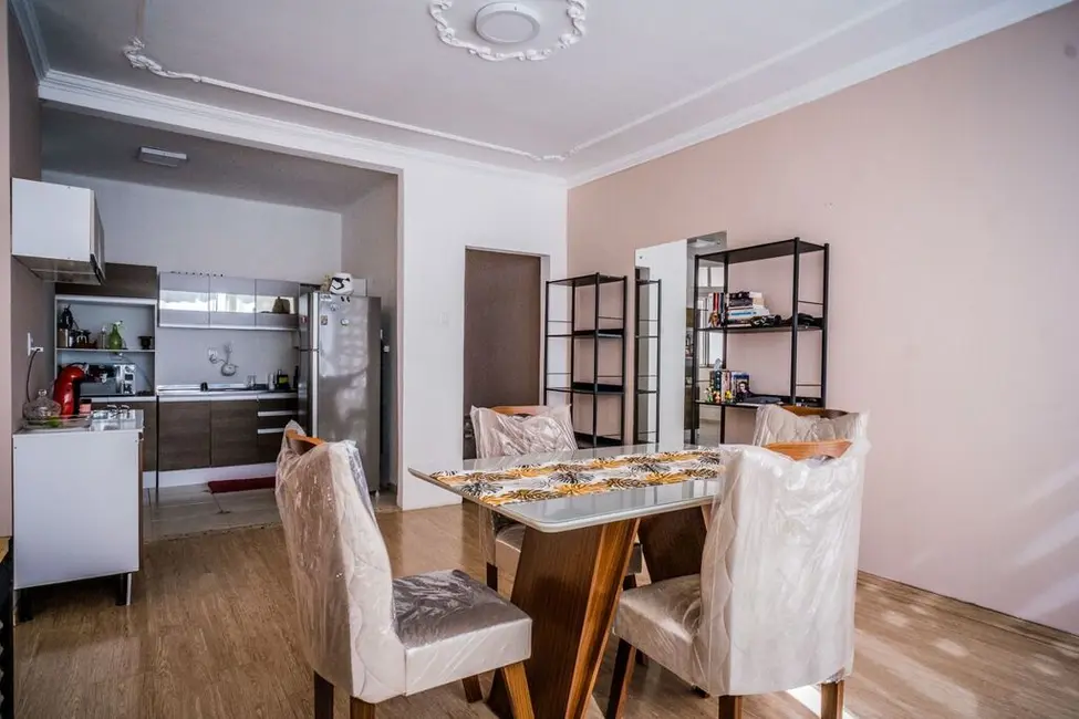 Foto 4 de Apartamento com 2 quartos à venda, 90m2 em São João, Porto Alegre - RS