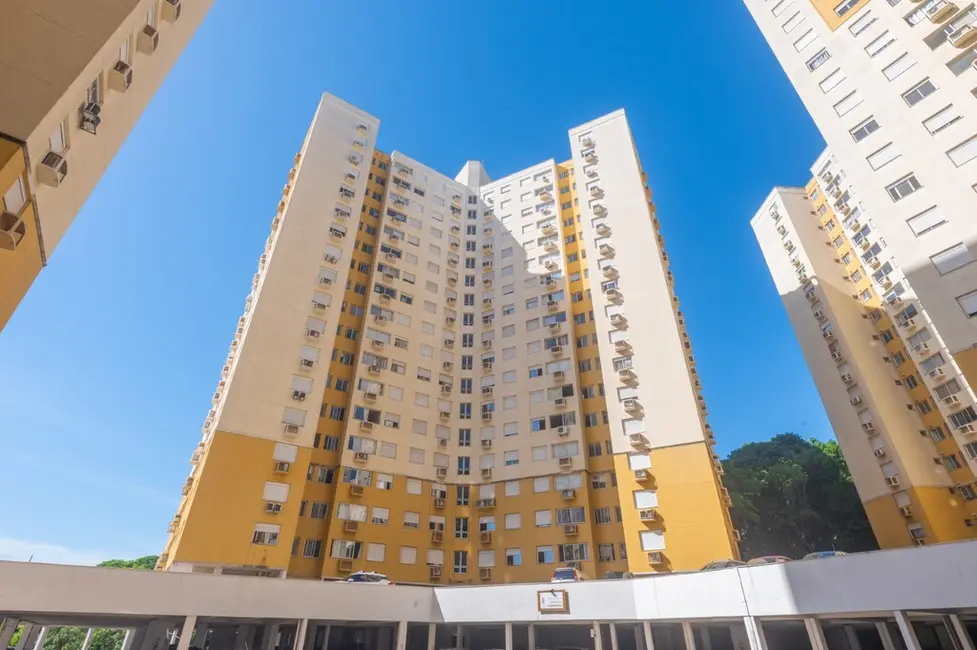 Foto 1 de Apartamento com 2 quartos à venda, 66m2 em Santo Antônio, Porto Alegre - RS