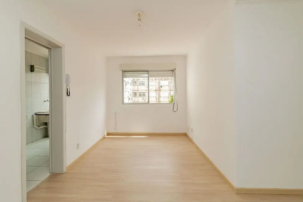 Apartamento com 2 quartos à venda, 56m2 em Santo Antônio, Porto Alegre - RS - imagem 3 Foto 3 de Apartamento com 2 quartos à venda, 56m2 em Santo Antônio, Porto Alegre - RS