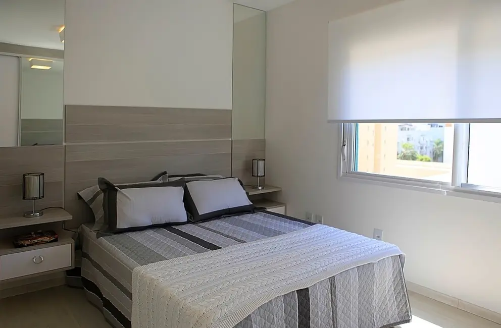 Apartamento com 2 quartos à venda, 112m2 em Passo da Areia, Porto Alegre - RS - imagem 8 Foto 8 de Apartamento com 2 quartos à venda, 112m2 em Passo da Areia, Porto Alegre - RS