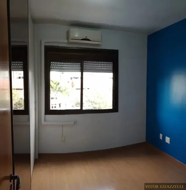 Foto 8 de Apartamento com 2 quartos à venda, 75m2 em São João, Porto Alegre - RS