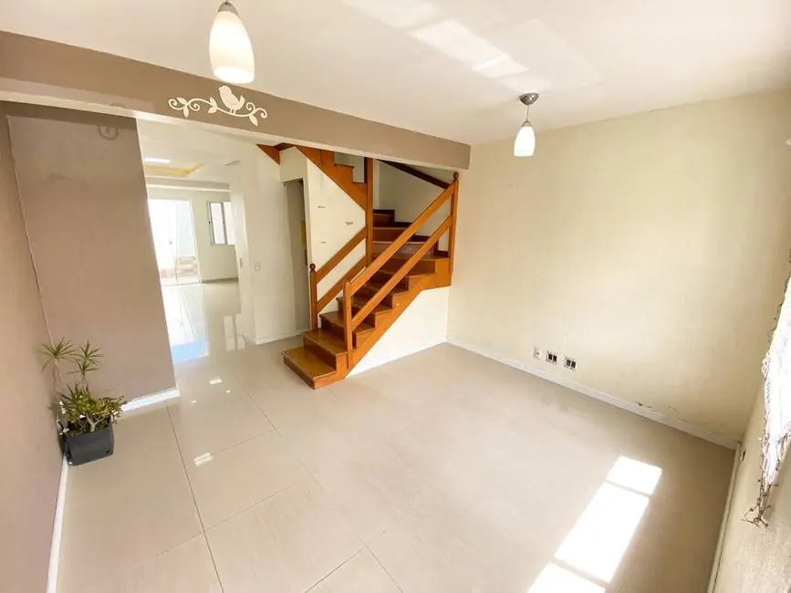 Foto 2 de Casa de Condomínio com 3 quartos à venda, 99m2 em Sarandi, Porto Alegre - RS