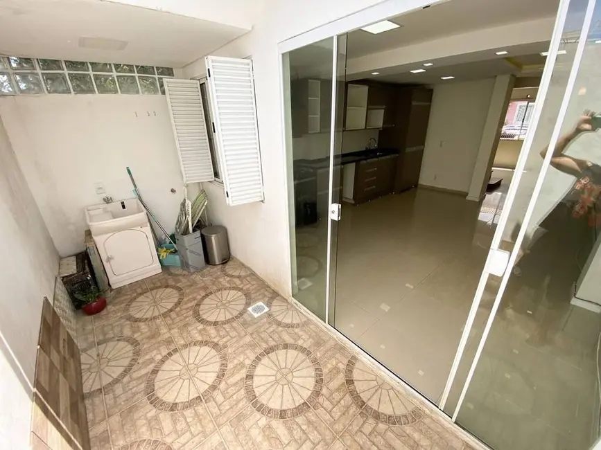 Casa de Condomínio com 3 quartos à venda, 99m2 em Sarandi, Porto Alegre - RS - imagem 9 Foto 9 de Casa de Condomínio com 3 quartos à venda, 99m2 em Sarandi, Porto Alegre - RS