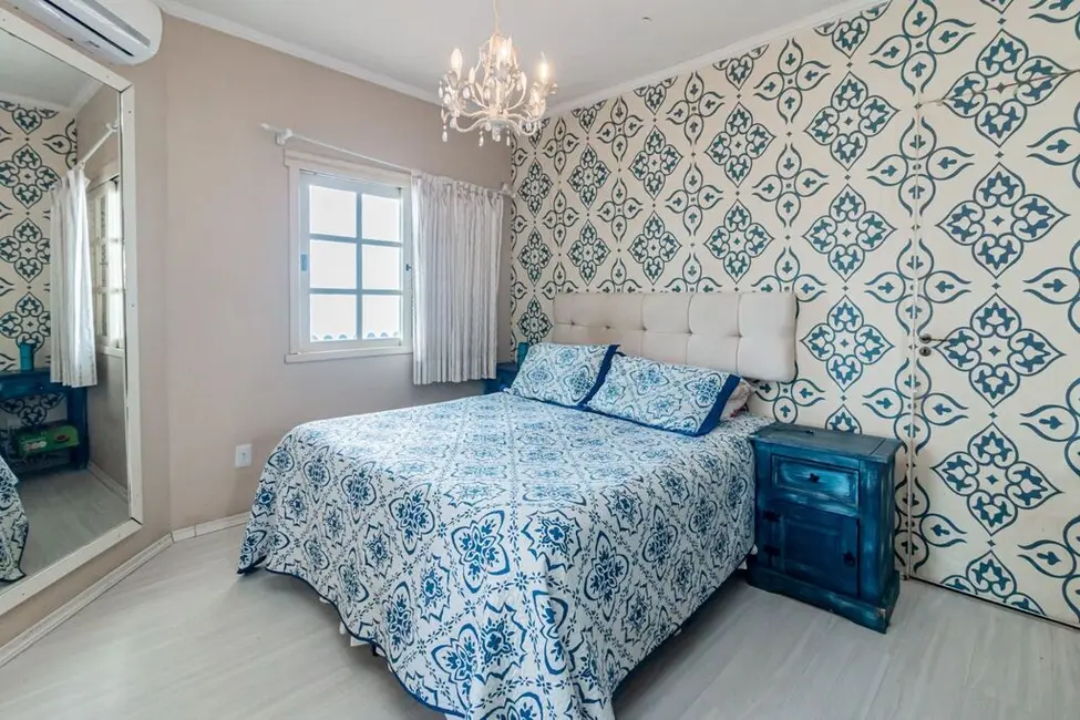 Foto 9 de Casa com 3 quartos à venda, 207m2 em Parque Santa Fé, Porto Alegre - RS