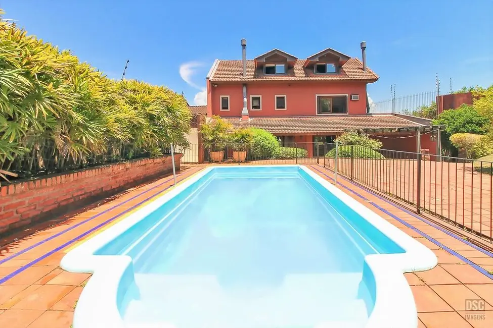 Foto 1 de Casa com 4 quartos à venda, 334m2 em Ipanema, Porto Alegre - RS