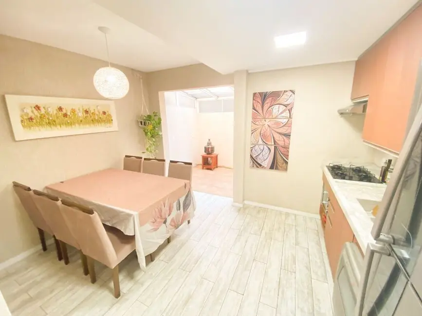 Casa de Condomínio com 2 quartos à venda, 76m2 em Sarandi, Porto Alegre - RS - imagem 5 Foto 5 de Casa de Condomínio com 2 quartos à venda, 76m2 em Sarandi, Porto Alegre - RS