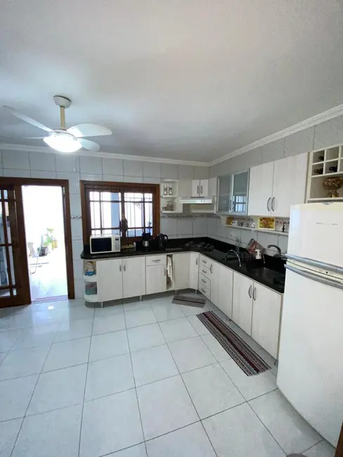 Foto 8 de Casa com 2 quartos à venda, 170m2 em Sarandi, Porto Alegre - RS