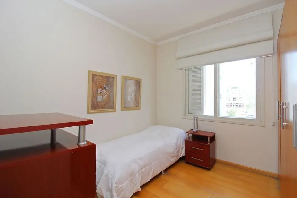 Foto 6 de Apartamento com 2 quartos à venda, 71m2 em São João, Porto Alegre - RS