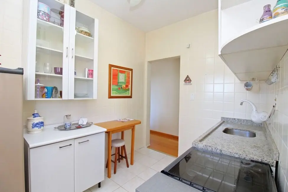 Foto 9 de Apartamento com 2 quartos à venda, 71m2 em São João, Porto Alegre - RS