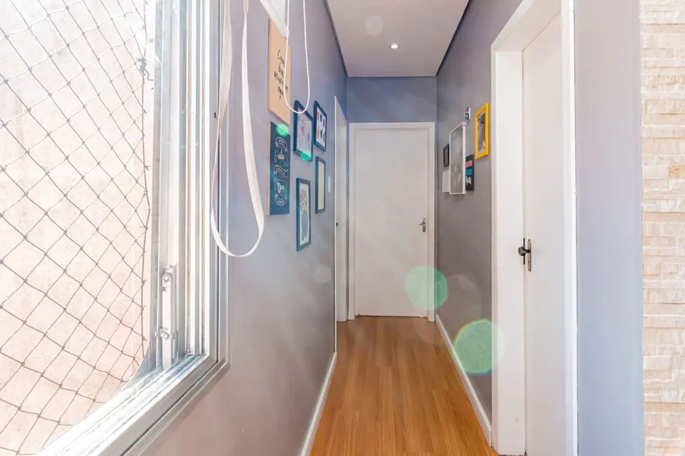 Foto 9 de Apartamento com 3 quartos à venda, 65m2 em São João, Porto Alegre - RS