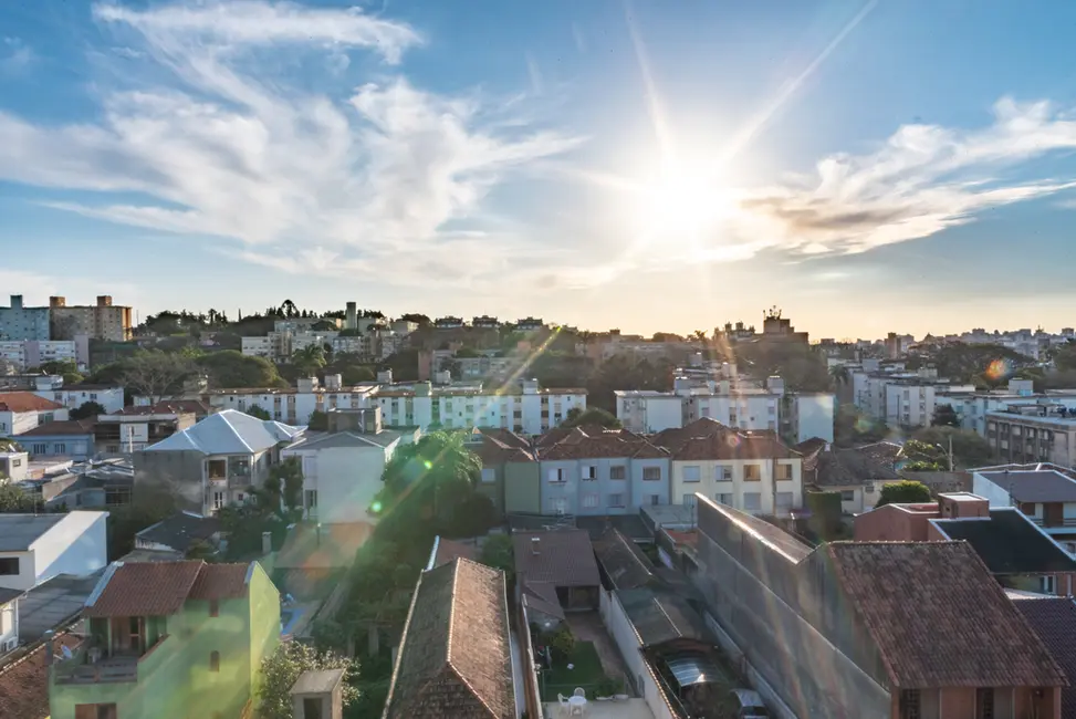 Apartamento com 2 quartos à venda, 57m2 em Santo Antônio, Porto Alegre - RS - imagem 9 Foto 9 de Apartamento com 2 quartos à venda, 57m2 em Santo Antônio, Porto Alegre - RS