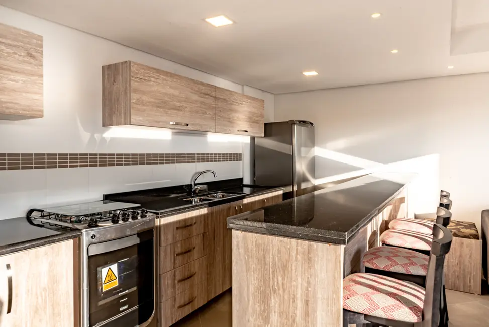 Apartamento com 2 quartos à venda, 57m2 em Santo Antônio, Porto Alegre - RS - imagem 5 Foto 5 de Apartamento com 2 quartos à venda, 57m2 em Santo Antônio, Porto Alegre - RS