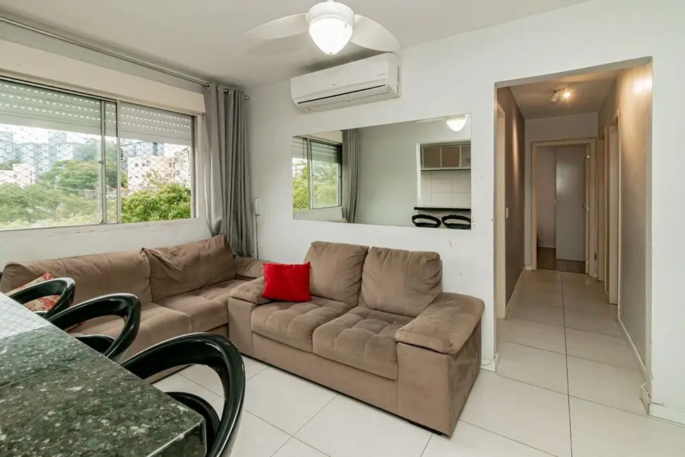 Foto 4 de Apartamento com 3 quartos à venda, 63m2 em Santo Antônio, Porto Alegre - RS