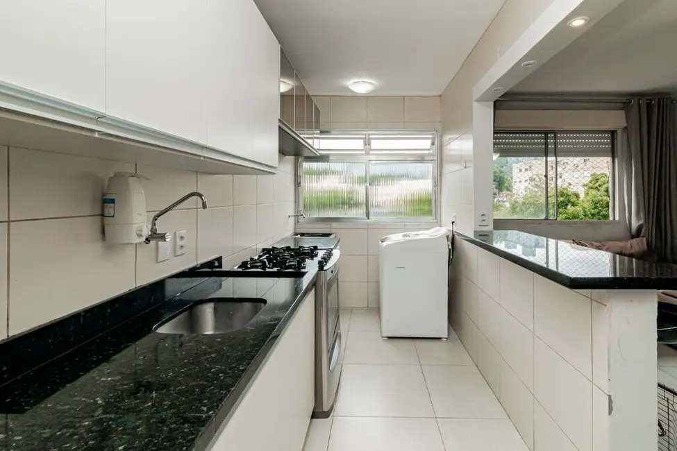 Foto 6 de Apartamento com 3 quartos à venda, 63m2 em Santo Antônio, Porto Alegre - RS