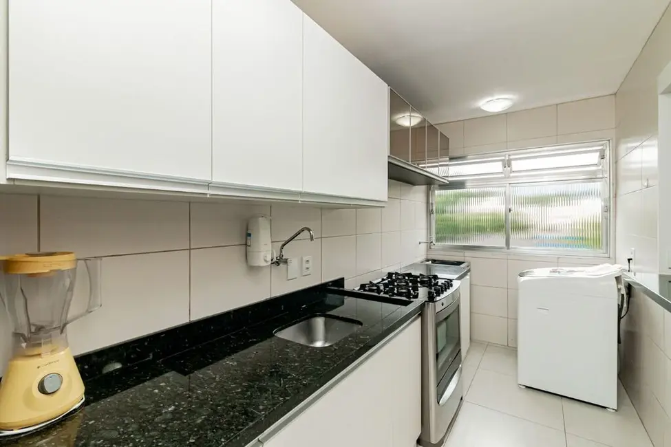 Foto 7 de Apartamento com 3 quartos à venda, 63m2 em Santo Antônio, Porto Alegre - RS