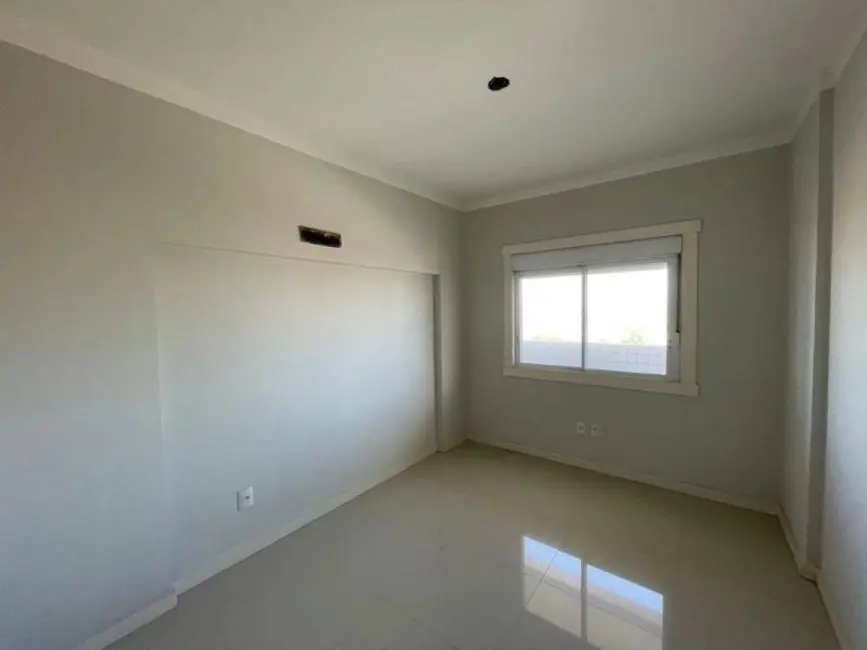 Apartamento com 3 quartos à venda, 200m2 em Centro, Tramandai - RS - imagem 7 Foto 7 de Apartamento com 3 quartos à venda, 200m2 em Centro, Tramandai - RS