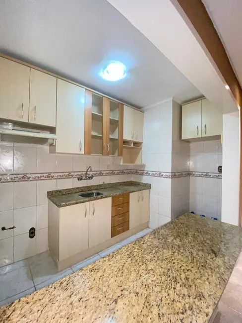 Foto 4 de Apartamento com 2 quartos à venda, 55m2 em São João, Porto Alegre - RS