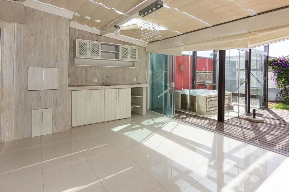 Casa com 3 quartos à venda, 141m2 em Lomba do Pinheiro, Porto Alegre - RS - imagem 5 Foto 5 de Casa com 3 quartos à venda, 141m2 em Lomba do Pinheiro, Porto Alegre - RS