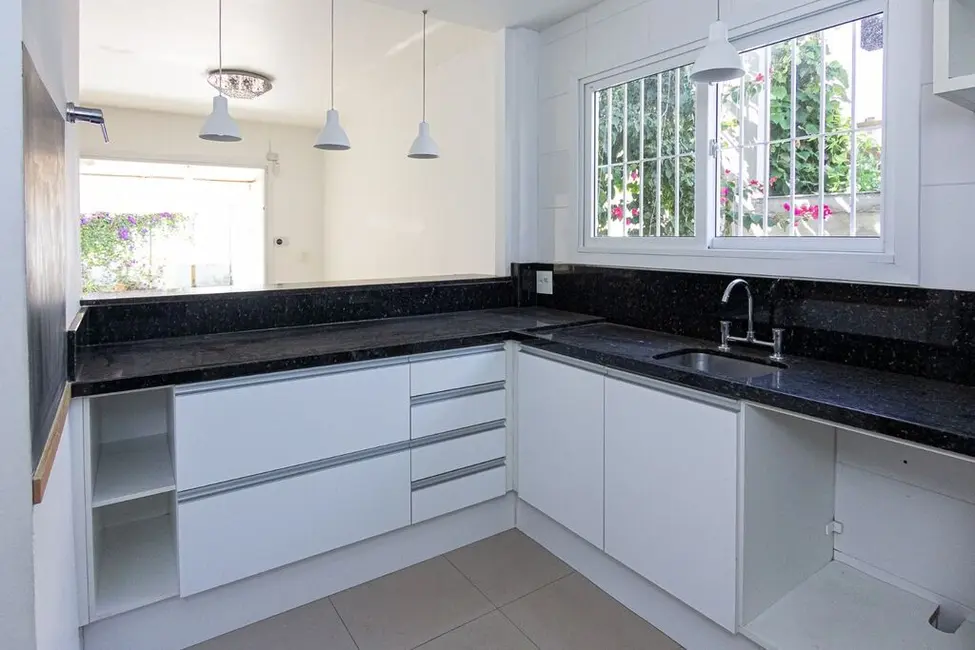 Casa com 3 quartos à venda, 141m2 em Lomba do Pinheiro, Porto Alegre - RS - imagem 9 Foto 9 de Casa com 3 quartos à venda, 141m2 em Lomba do Pinheiro, Porto Alegre - RS