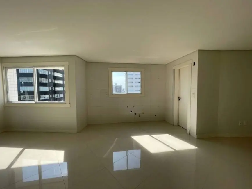 Apartamento com 2 quartos à venda, 80m2 em Centro, Tramandai - RS - imagem 5 Foto 5 de Apartamento com 2 quartos à venda, 80m2 em Centro, Tramandai - RS