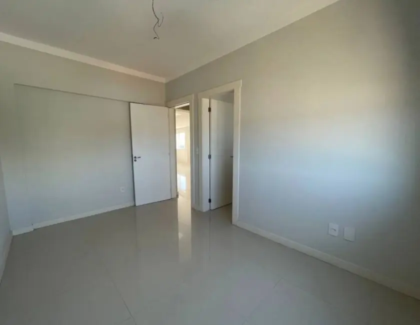 Apartamento com 2 quartos à venda, 80m2 em Centro, Tramandai - RS - imagem 6 Foto 6 de Apartamento com 2 quartos à venda, 80m2 em Centro, Tramandai - RS