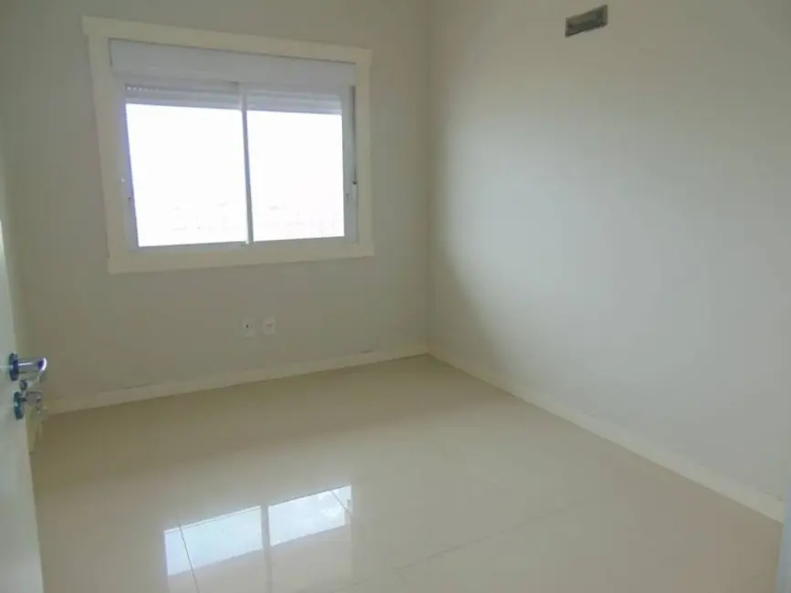 Apartamento com 3 quartos à venda, 110m2 em Centro, Tramandai - RS - imagem 8 Foto 8 de Apartamento com 3 quartos à venda, 110m2 em Centro, Tramandai - RS