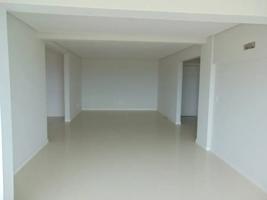 Apartamento com 3 quartos à venda, 110m2 em Centro, Tramandai - RS - imagem 6 Foto 6 de Apartamento com 3 quartos à venda, 110m2 em Centro, Tramandai - RS