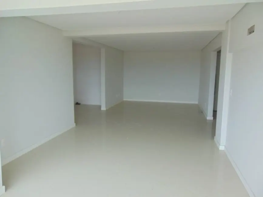 Apartamento com 3 quartos à venda, 110m2 em Centro, Tramandai - RS - imagem 7 Foto 7 de Apartamento com 3 quartos à venda, 110m2 em Centro, Tramandai - RS