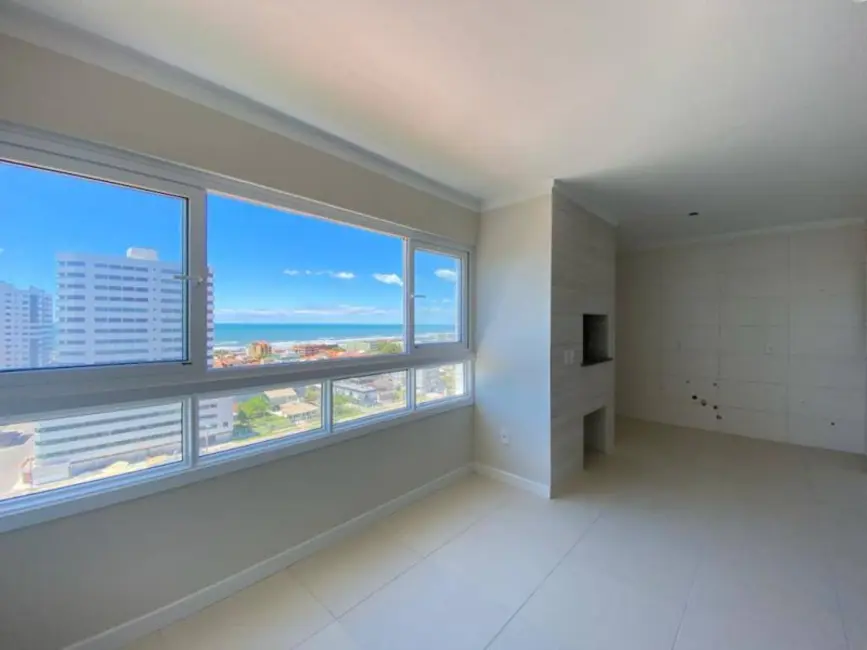 Foto 2 de Apartamento com 2 quartos à venda, 72m2 em Centro, Tramandai - RS
