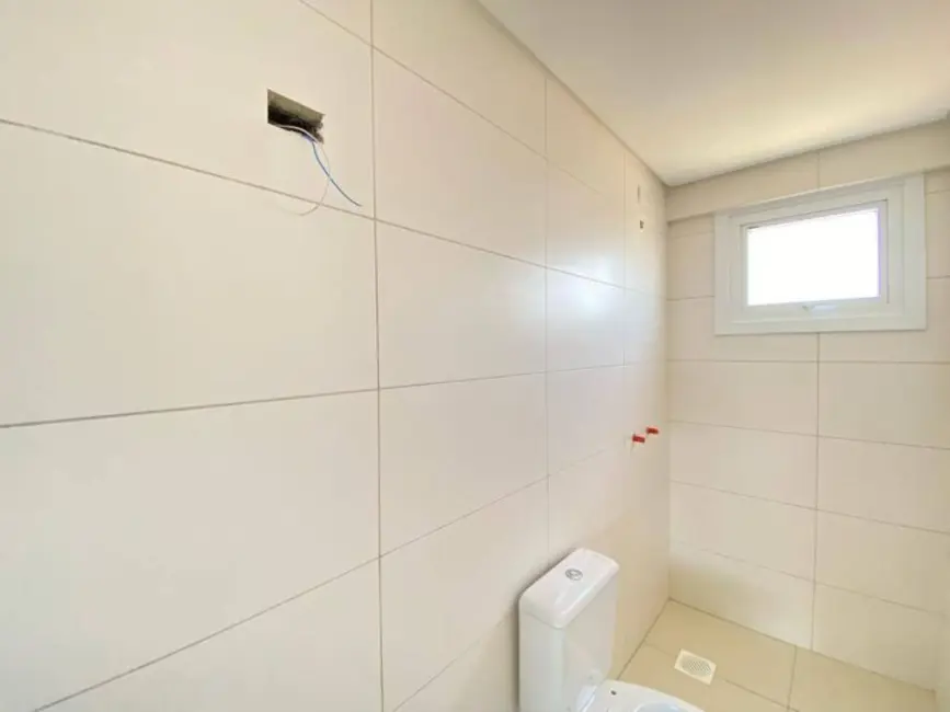 Apartamento com 2 quartos à venda, 72m2 em Centro, Tramandai - RS - imagem 7 Foto 7 de Apartamento com 2 quartos à venda, 72m2 em Centro, Tramandai - RS