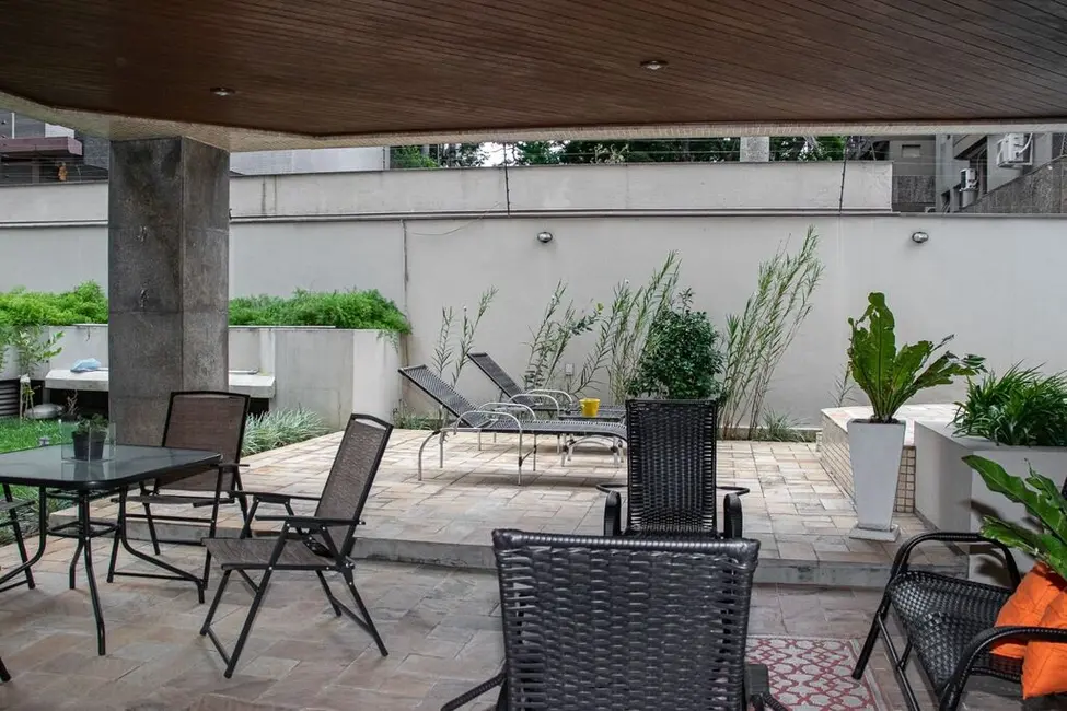 Foto 6 de Apartamento com 3 quartos à venda, 270m2 em Bela Vista, Porto Alegre - RS