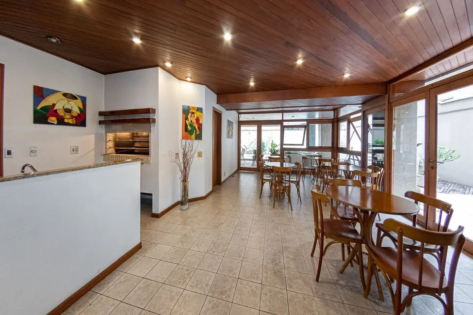 Foto 3 de Apartamento com 3 quartos à venda, 270m2 em Bela Vista, Porto Alegre - RS