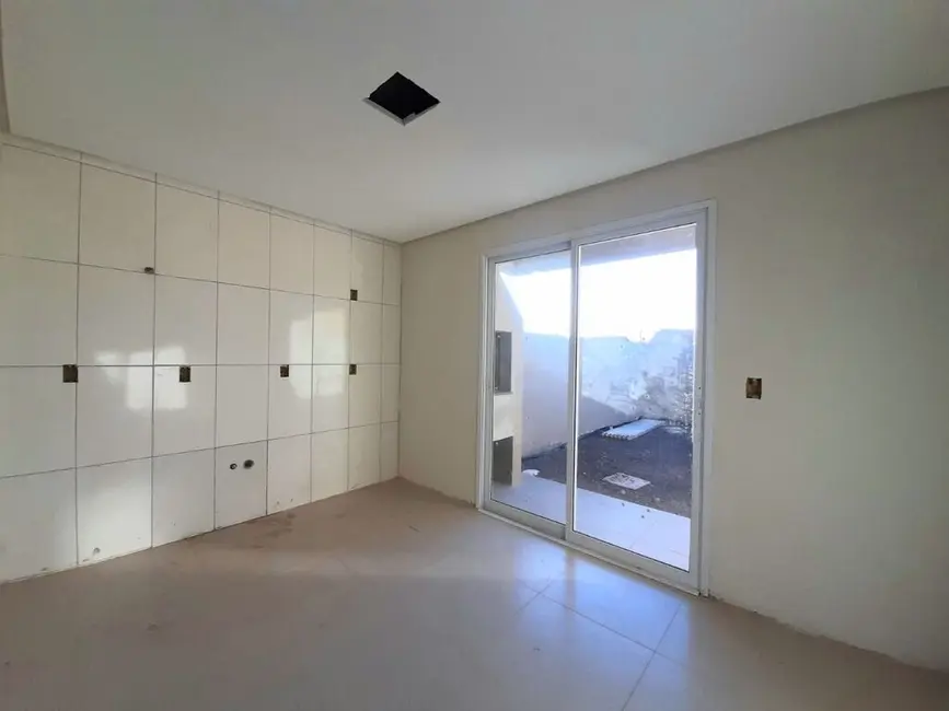 Casa com 2 quartos à venda, 76m2 em São José, Canoas - RS - imagem 9 Foto 9 de Casa com 2 quartos à venda, 76m2 em São José, Canoas - RS