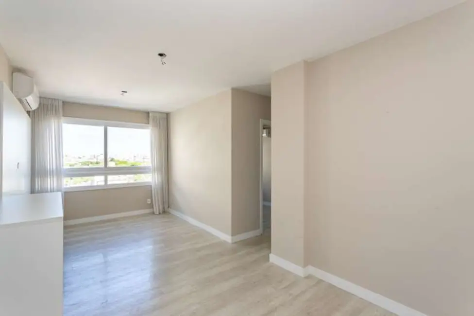 Foto 1 de Apartamento com 2 quartos à venda, 64m2 em São João, Porto Alegre - RS