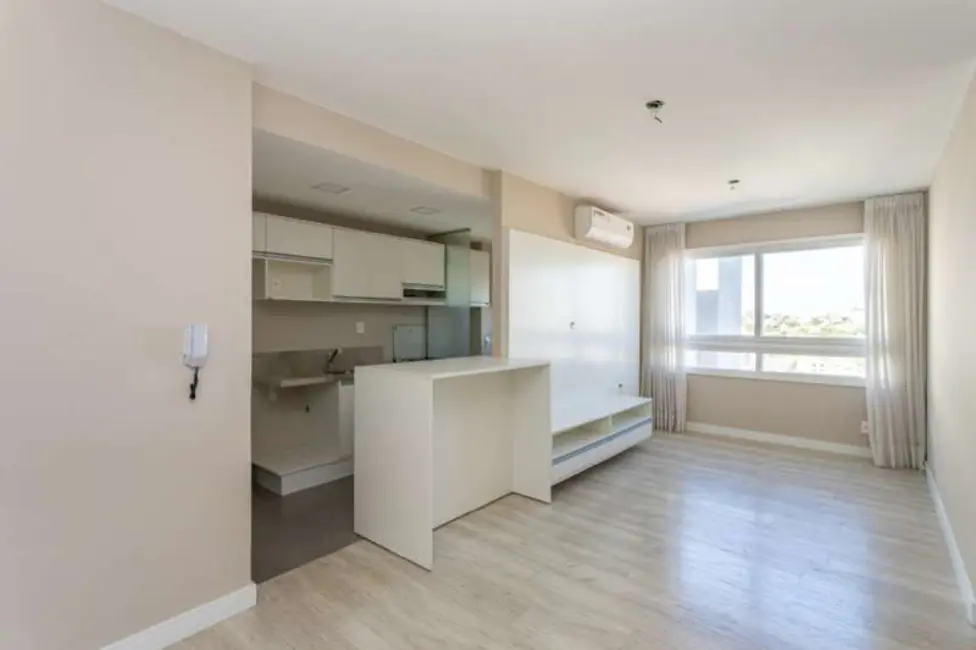 Foto 2 de Apartamento com 2 quartos à venda, 64m2 em São João, Porto Alegre - RS